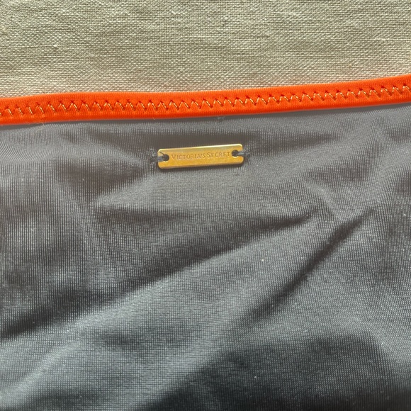 Victoria’s Secret Bikini size M - Picture 3 of 5